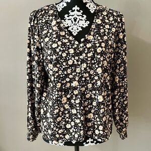 OLD NAVY Floral Blouse with Buttons Cuff Sleeve Black and Cream Size Small